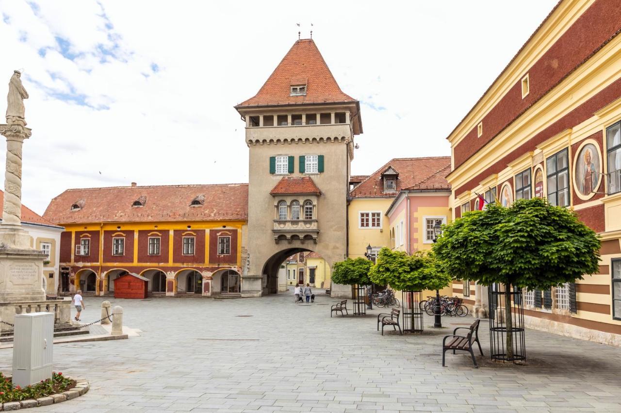 Benedict Hotel Koszeg Luaran gambar