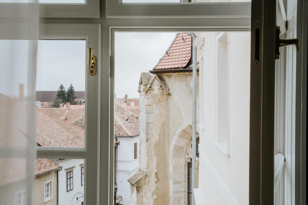 Benedict Hotel Koszeg Luaran gambar